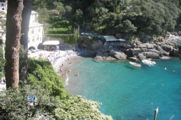 Xtrallusion offers Adventure, Activity, Escorted and Independent self-guided Walking holiday itineraries on the Italian Rivieras, in the Italian Lakes, in the Italian Alps and in some of the most beautiful corners of Italy.